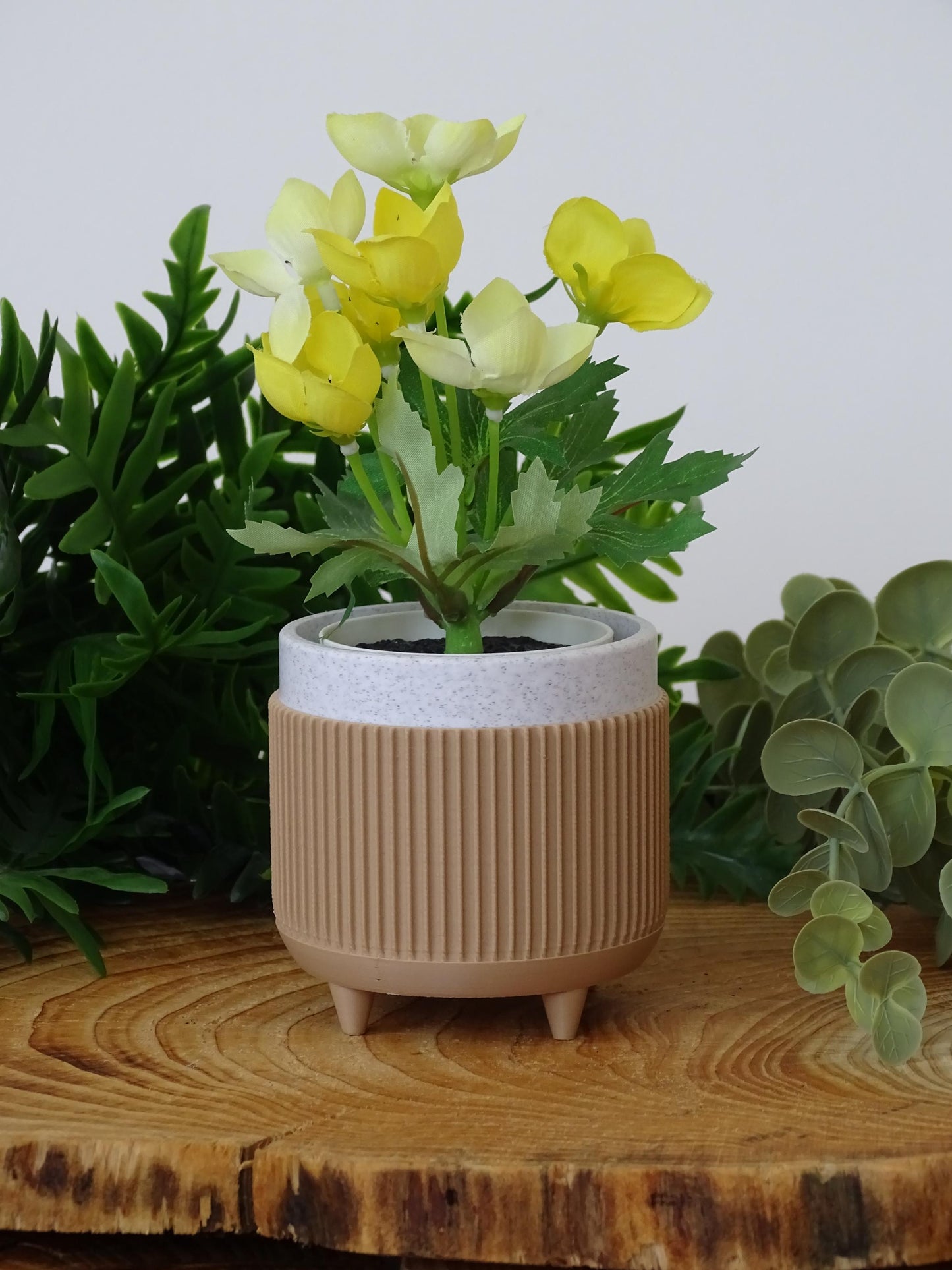 Ribbed Planter with Legs, the Ellwood | Vegan and Eco friendly planter