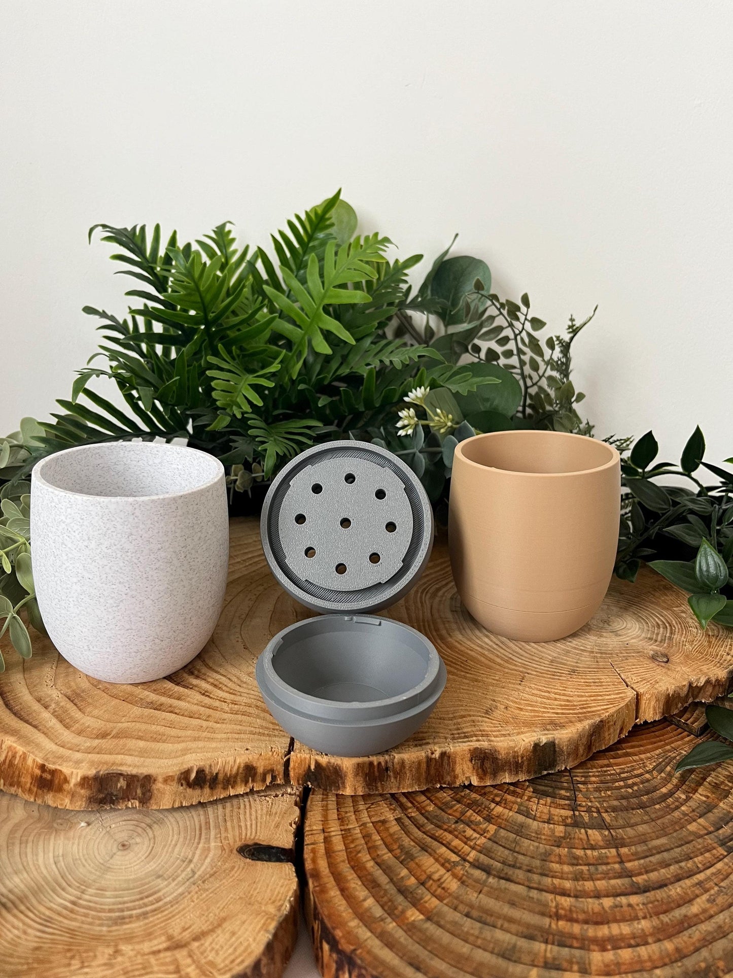 Simple Cup Planter with Hidden Drip Tray | Eco friendly Planter | 12 Colours | Renter Friendly