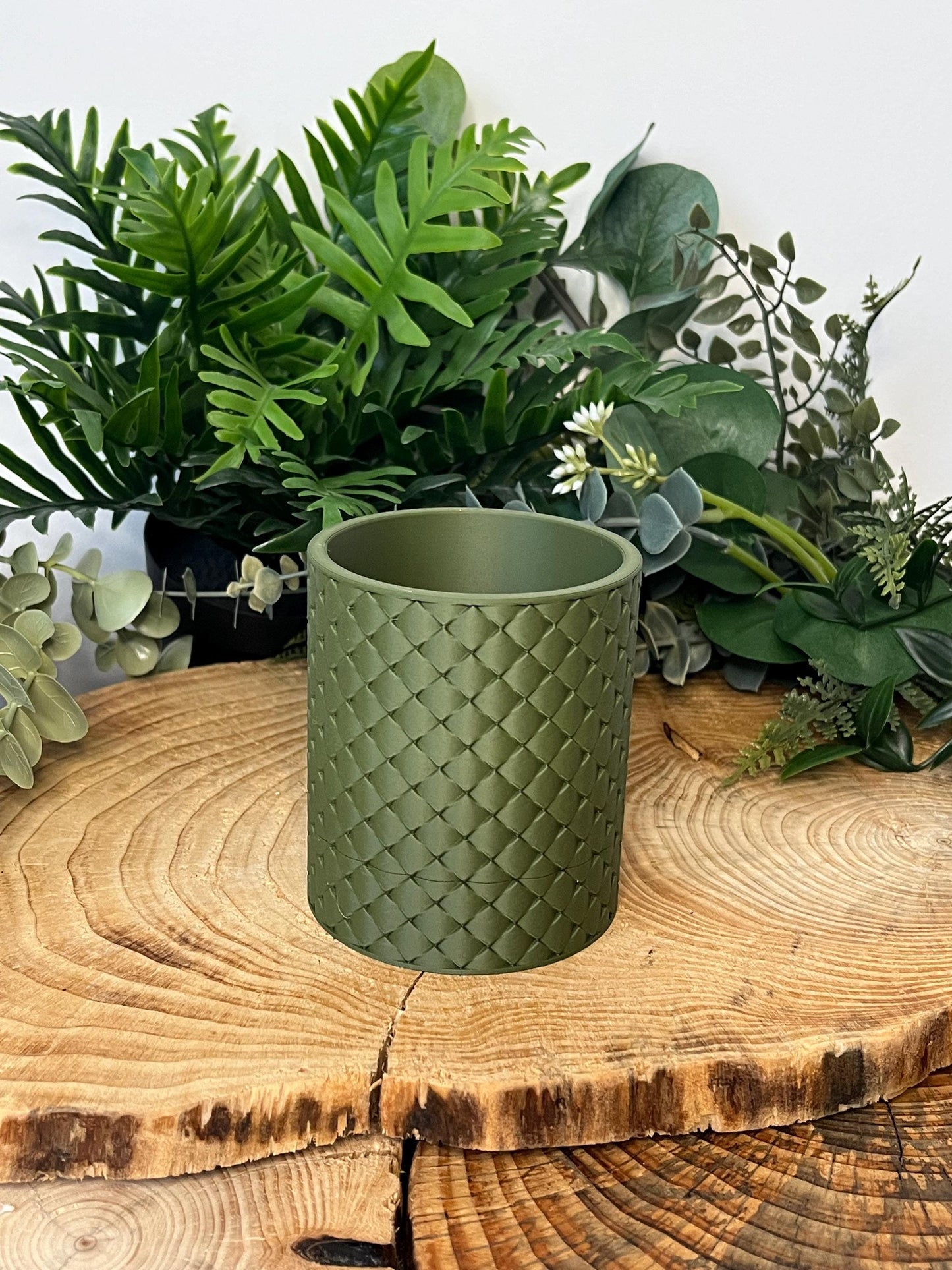 Quilted Planter with Hidden Drip Tray | Eco friendly Planter | 12 Colours | Renter Friendly